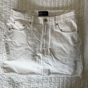 GAP white denim mini skirt